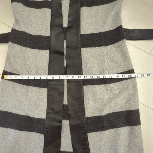 Iris Setlakwe Belted Wool Vest - Picture 7 of 10